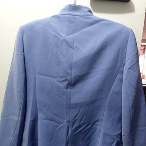 Women's 2 piece skirt suit